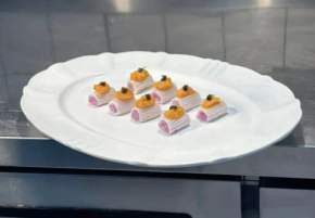 ����в���8����˳�Ʒ  ��Ƥ������з