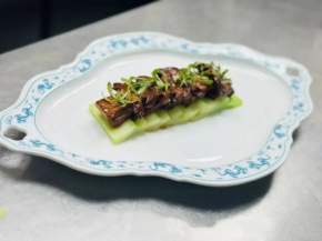 �������������³�Ʒ  �ۻ���쵰