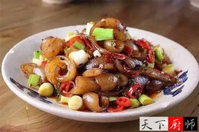 ��ɫС�� ������������  С��±��Ƥ