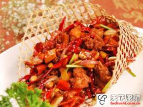 մ湨ӼϷ䷽